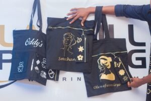 Unique-Tote-Bag-Concept-for-GenZ-B